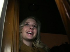 dude-fucking-blonde-amateur-stranger-in-hotel-room