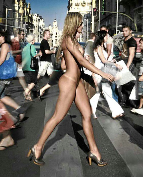 girls walking naked on street - N