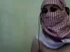 Palestine Arab Hijab Girl Show Her Big Boobs In Webcam