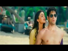 indian-cute-teen-actress-in-bikini
